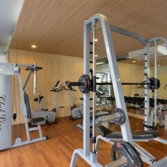 Отель The Grass Serviced Suites by At Mind фитнесс-зал фото 2