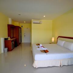 Отель Phuket - Naiyang Sonwa Resort комната для гостей