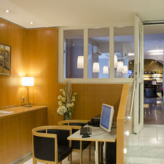 Отель Holiday Inn Vienna City интерьер отеля фото 3
