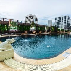 Отель Centre Point Sukhumvit 10 бассейн фото 2