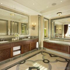 Fairmont Grand Hotel Kyiv Киев ванная