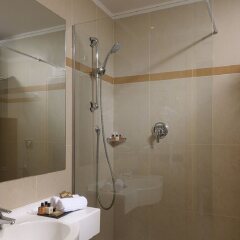 Отель Aemilia Hotel Bologna Италия, Болонья - 1 отзыв об отеле, цены и фото номеров - забронировать отель Aemilia Hotel Bologna онлайн ванная