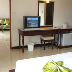 Mei Zhou Phuket Hotel 3* Люкс с разными типами кроватей