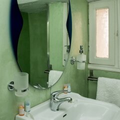 Отель Corrado Caldera Apartments Греция, Остров Санторини - отзывы, цены и фото номеров - забронировать отель Corrado Caldera Apartments онлайн ванная