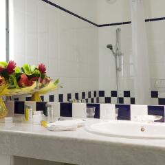 Отель Novotel Cannes Montfleury Франция, Канны - отзывы, цены и фото номеров - забронировать отель Novotel Cannes Montfleury онлайн ванная
