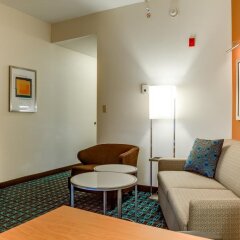 Отель Fairfield Inn And Suites By Marriott Lake City Лейк-Сити комната для гостей фото 5