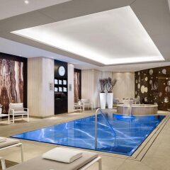 Отель The Ritz-Carlton, Berlin Германия, Берлин - 10 отзывов об отеле, цены и фото номеров - забронировать отель The Ritz-Carlton, Berlin онлайн бассейн