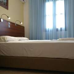 Отель Eleni Rooms комната для гостей фото 7