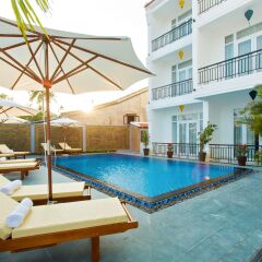Отель Riverside White House Villa бассейн фото 3