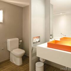 Отель NH Brussels Bloom ванная