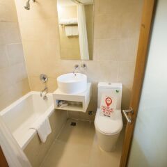 Отель Nida Rooms Rajchathewi 588 Royal Grand Бангкок ванная фото 2