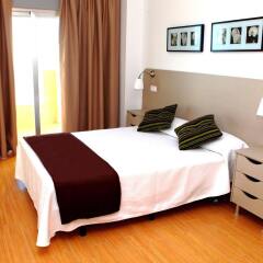 Отель Apartamentos Vega Sol Playa Фуэнхирола комната для гостей фото 5