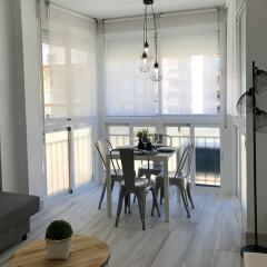 Отель Manantiales Vistasol Loft Торремолинос комната для гостей фото 3