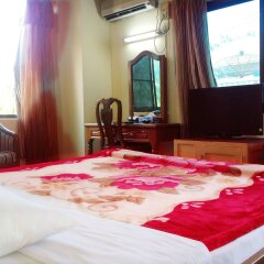 Royal White Elephant Hotel in Yangon, Myanmar from 147$, photos, reviews - zenhotels.com guestroom photo 4