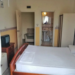 Kleopatra Saray Hotel сейф в номере