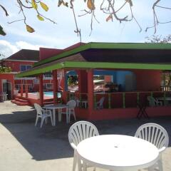 Отель Shields Negril Villas LTD гостиничный бар
