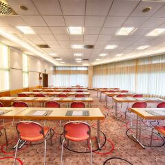 Leonardo Royal Hotel Frankfurt с домашними животными
