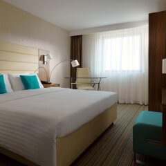 Courtyard Marriott Belgrade City Center in Belgrade, Serbia from 191$, photos, reviews - zenhotels.com guestroom