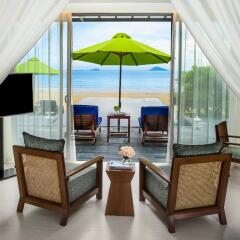 Отель Sunrise Premium Resort Hoi An комната для гостей