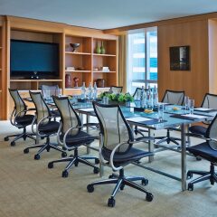 Four Seasons Hotel Miami фитнесс-зал фото 4