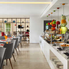 Ramada Hotel & Suites by Wyndham JBR Дубай фото 5