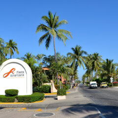 Fiesta Americana Puerto Vallarta & Spa Hotel парковка
