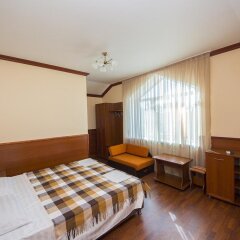 Гостиница Semeiny Guest House в Анапе отзывы, цены и фото номеров - забронировать гостиницу Semeiny Guest House онлайн Анапа комната для гостей фото 2