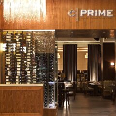 Отель Century Plaza Hotel & Spa Канада, Ванкувер - отзывы, цены и фото номеров - забронировать отель Century Plaza Hotel & Spa онлайн гостиничный бар