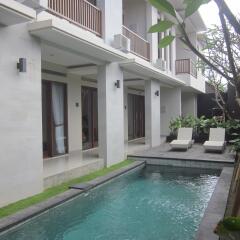 Отель Alia Home Sanur Индонезия, Бали - отзывы, цены и фото номеров - забронировать отель Alia Home Sanur онлайн бассейн фото 2