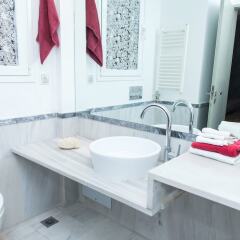 Отель Jupiter Boutique Apartment Греция, Афины - отзывы, цены и фото номеров - забронировать отель Jupiter Boutique Apartment онлайн ванная