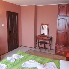 Family Hotel Sofia Свети Влас комната для гостей