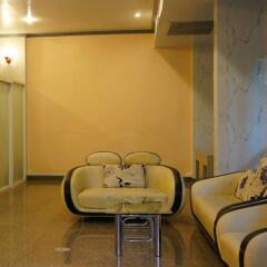 J Two S Pratunam Hotel балкон