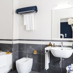 Отель iH Hotels Roma Dei Borgia ванная