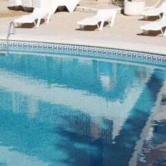 Отель Flamingo Beach Resort Испания, Бенидорм - отзывы, цены и фото номеров - забронировать отель Flamingo Beach Resort онлайн бассейн