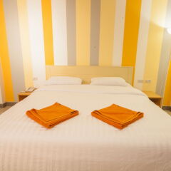 Отель T Sleep Place сейф в номере
