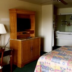 Scottish Inns and Suites - Near Kemah Boardwalk in Kemah, United States of America from 175$, photos, reviews - zenhotels.com