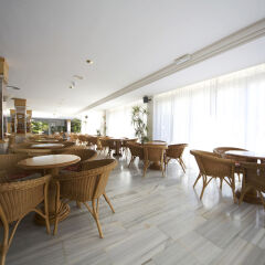 Отель Aparthotel Alcúdia Beach питание