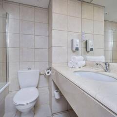 Be Club Hotel – All Inclusive Эйлат ванная