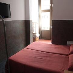 Lenin Hostel комната для гостей фото 2