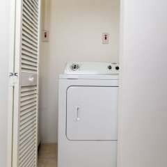 Отель Executive Suites at The Bromptons удобства в номере