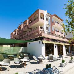 Santa Ponsa Pins Hotel Санта-Понса с домашними животными
