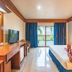 Отель Patong Pearl Resortel комната для гостей
