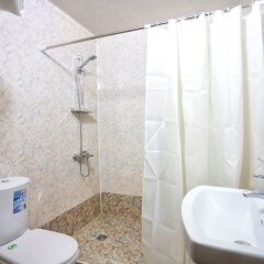 Tourist INN Узбекистан, Ташкент - отзывы, цены и фото номеров - забронировать отель Tourist INN онлайн ванная