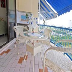 Апартаменты Villa Germania Whirl Pool Apartment Паттайя балкон