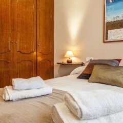 Отель Valencia Flat Rental - Turia Gardens Ros Belda комната для гостей