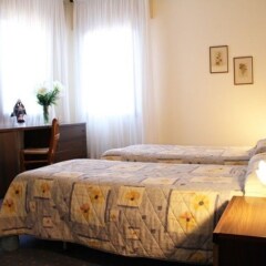 Отель Locanda Portegrandi Venezia комната для гостей