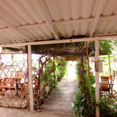 Отель Patty’s Secret Garden Ланта