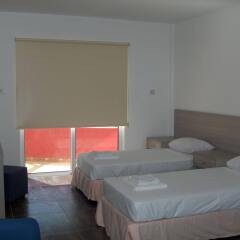 Апартаменты Napa Ace Tourist Apartments комната для гостей фото 3