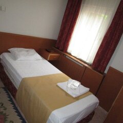 Отель Kadikoy Otel Konak комната для гостей фото 2