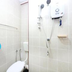Отель EQ Ferringhi Hotel Малайзия, Пенанг - отзывы, цены и фото номеров - забронировать отель EQ Ferringhi Hotel онлайн ванная